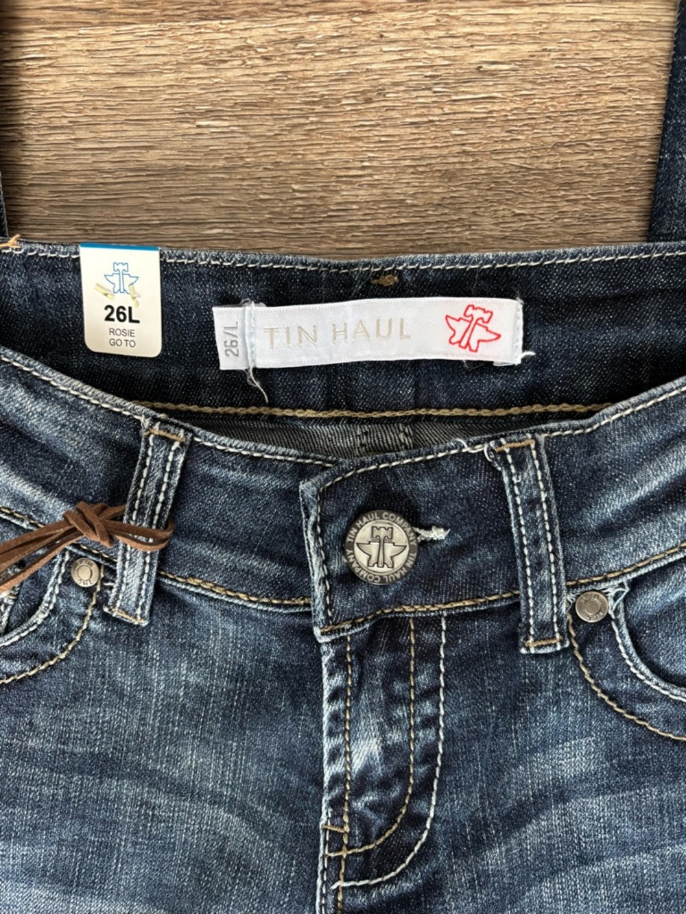 Tin Haul NWT 26L Rosie To Go Fit women jeans. 7” rise. Spur Line - Picture 4 of 11